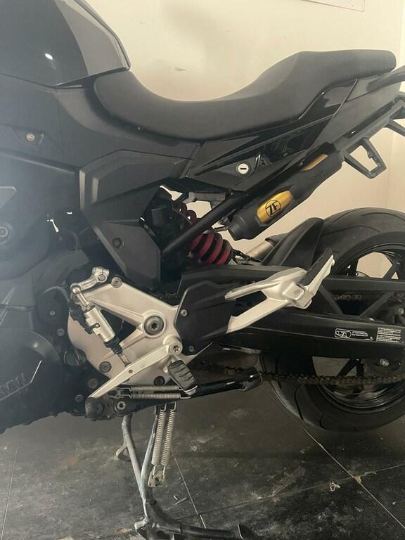 F 900 XR