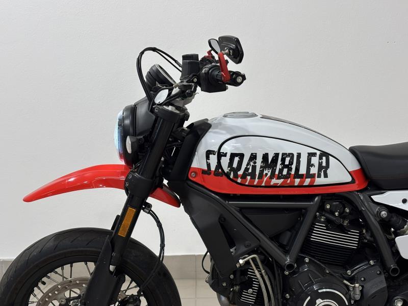 SCRAMBLER 800