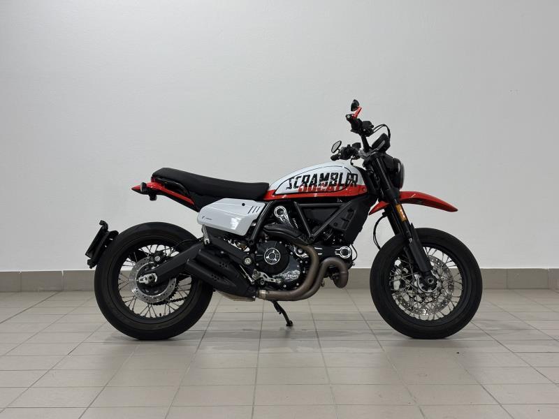 SCRAMBLER 800
