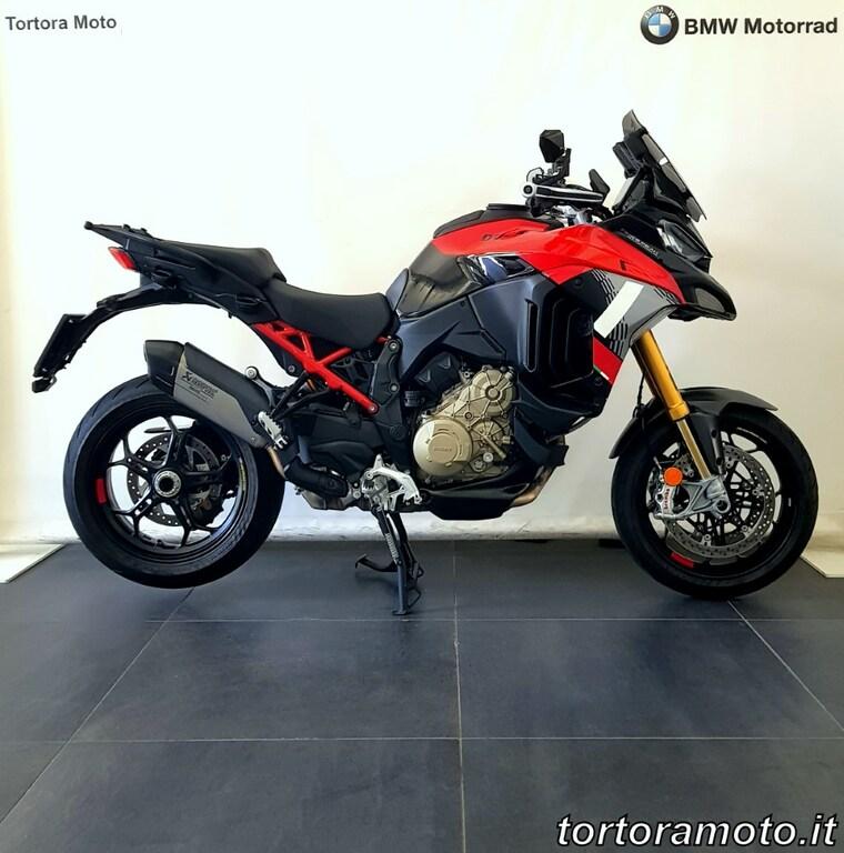 MULTISTRADA V4
