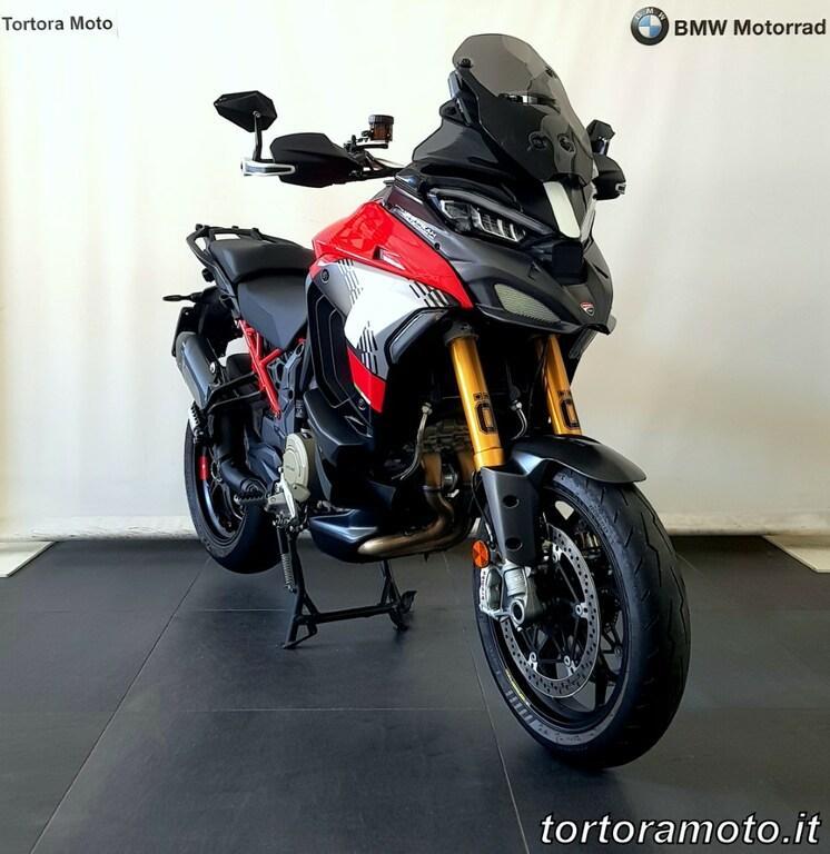 MULTISTRADA V4