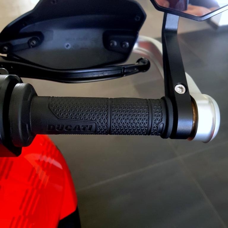 MULTISTRADA V4