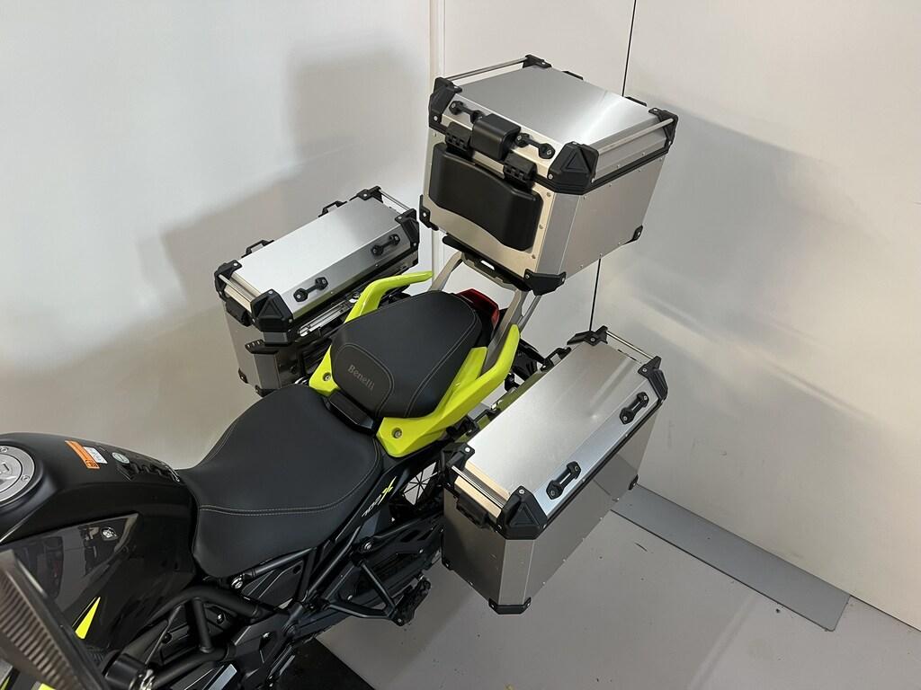 TRK 702