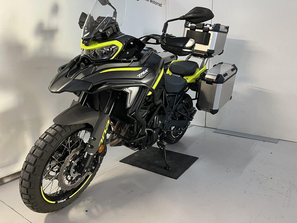 TRK 702