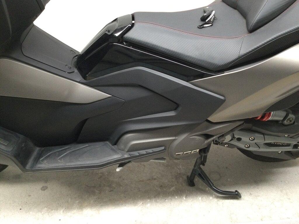 AK 550