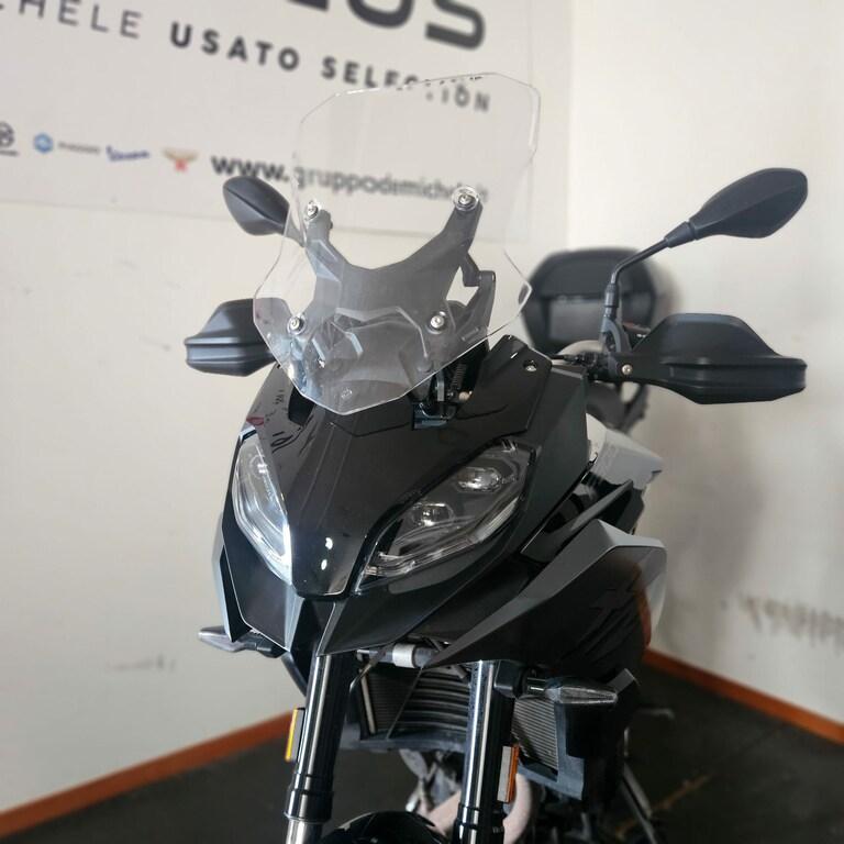 F 900 XR