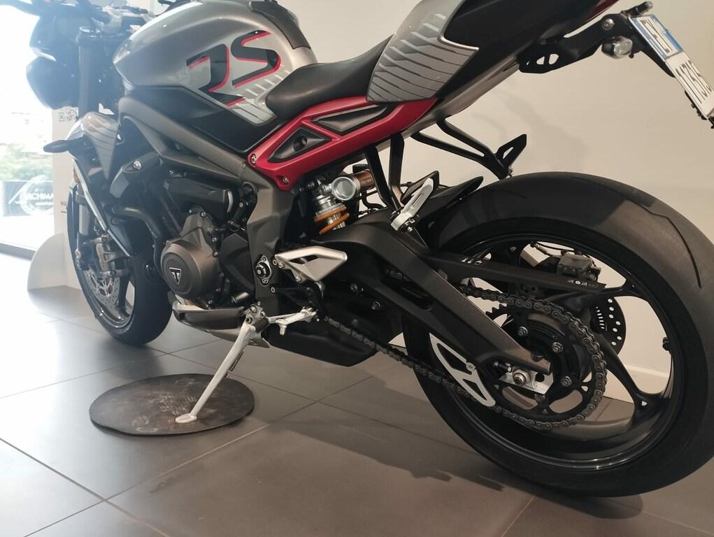 STREET TRIPLE 765