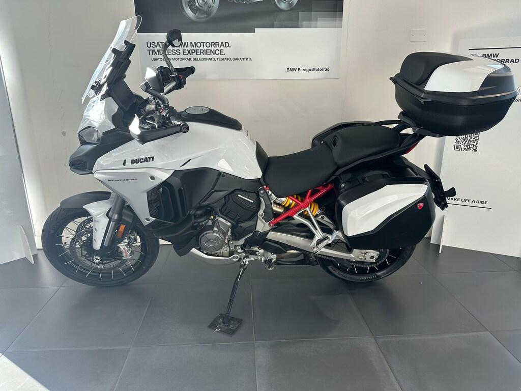 MULTISTRADA V4