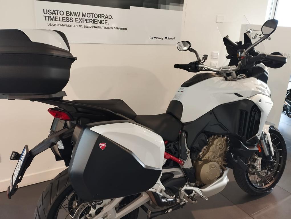 MULTISTRADA V4