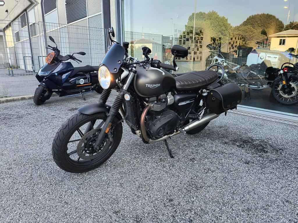 STREET TWIN 900