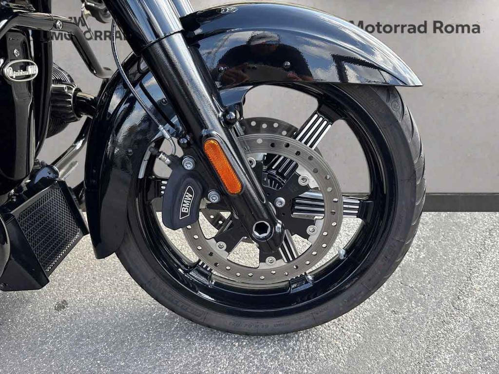 R 18