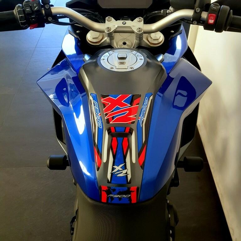 F 900 XR