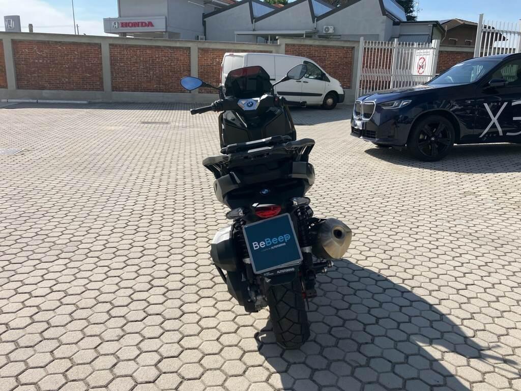 C 400 X