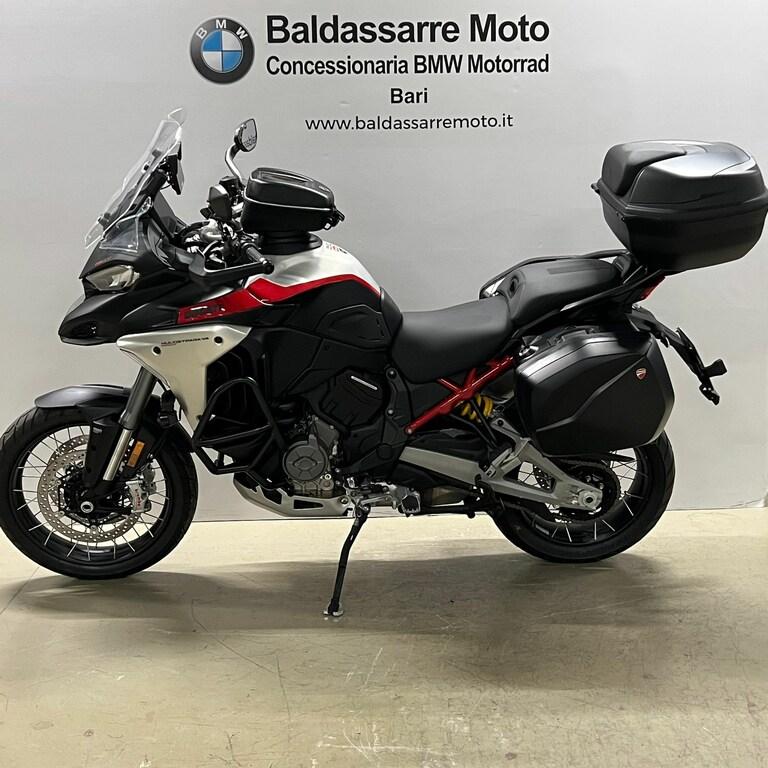 MULTISTRADA V4