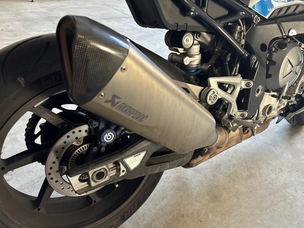 M 1000 R