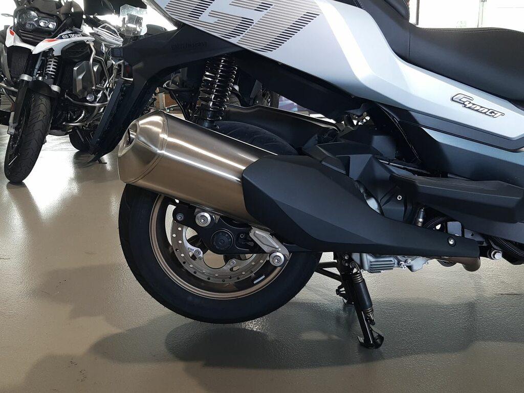 C 400 GT