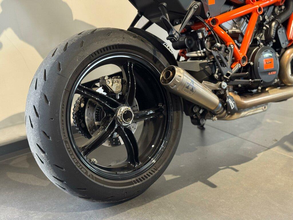 1390 SUPER DUKE