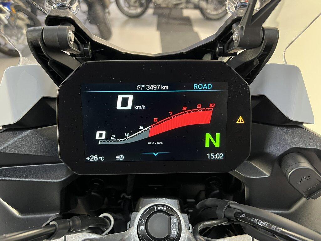 F 900 XR