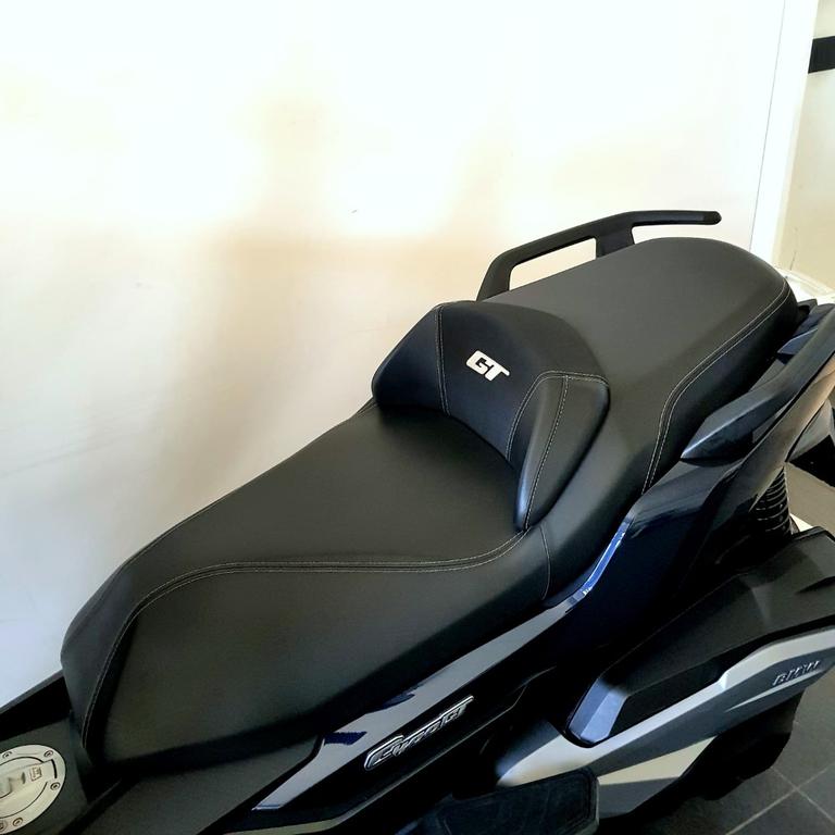 C 400 GT