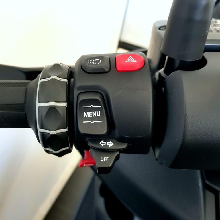 C 400 GT