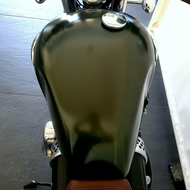 THUNDERBIRD 900