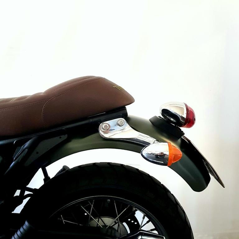 THUNDERBIRD 900