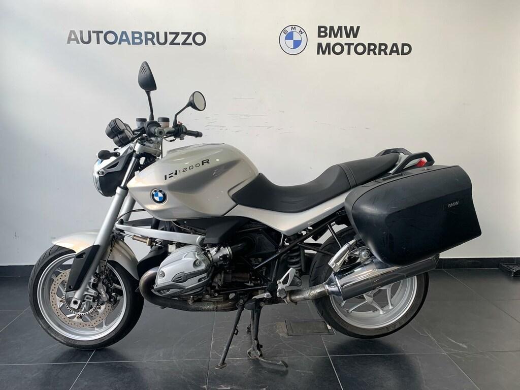 R 1200 R