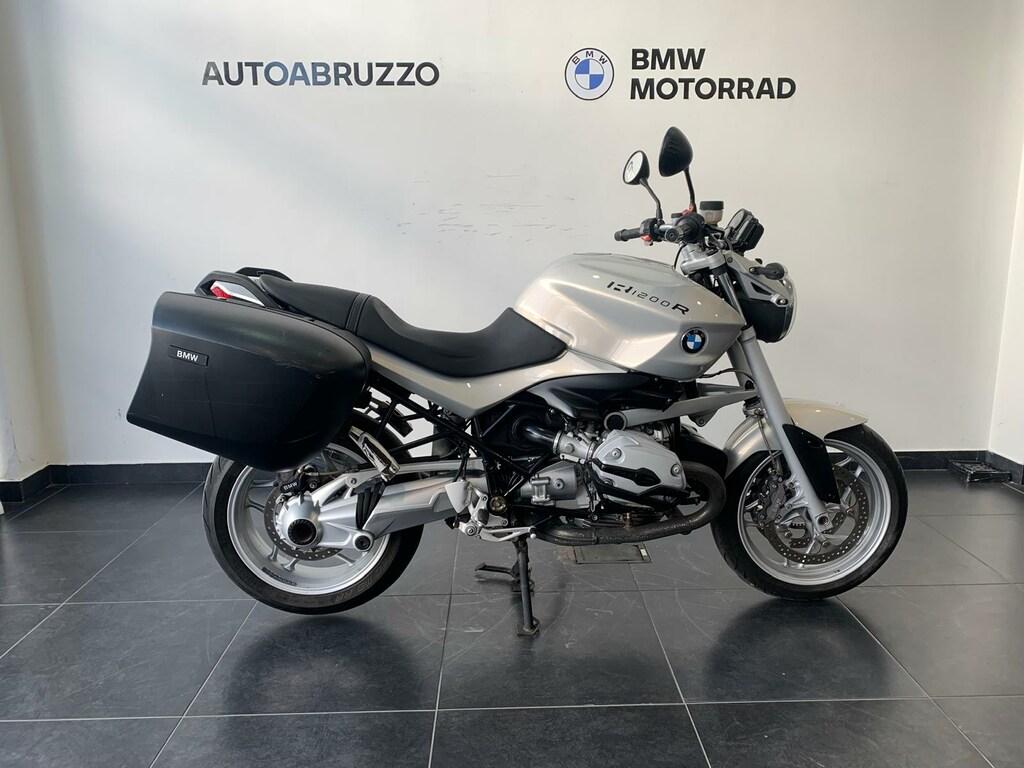 R 1200 R