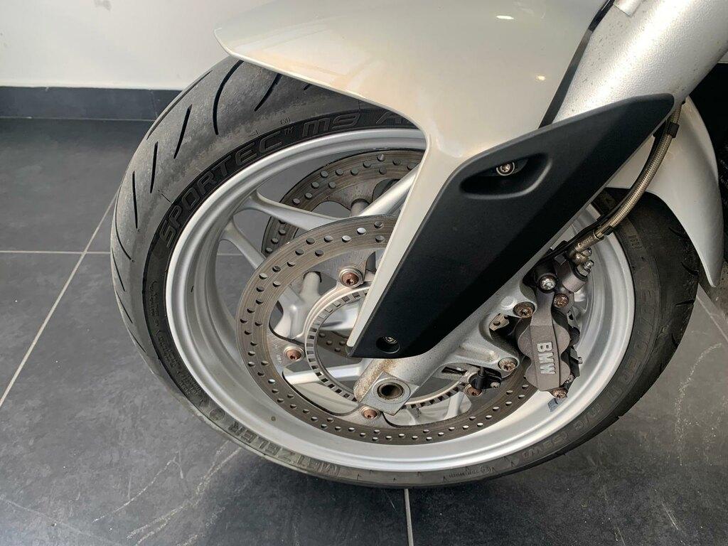 R 1200 R