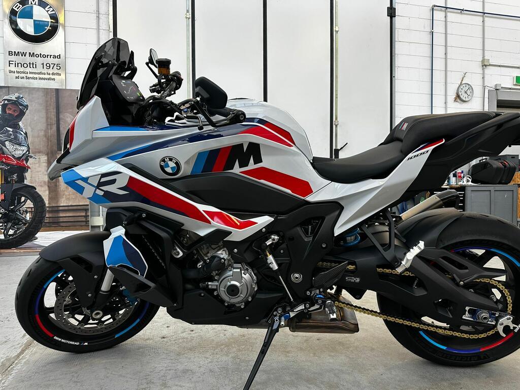 M 1000 XR