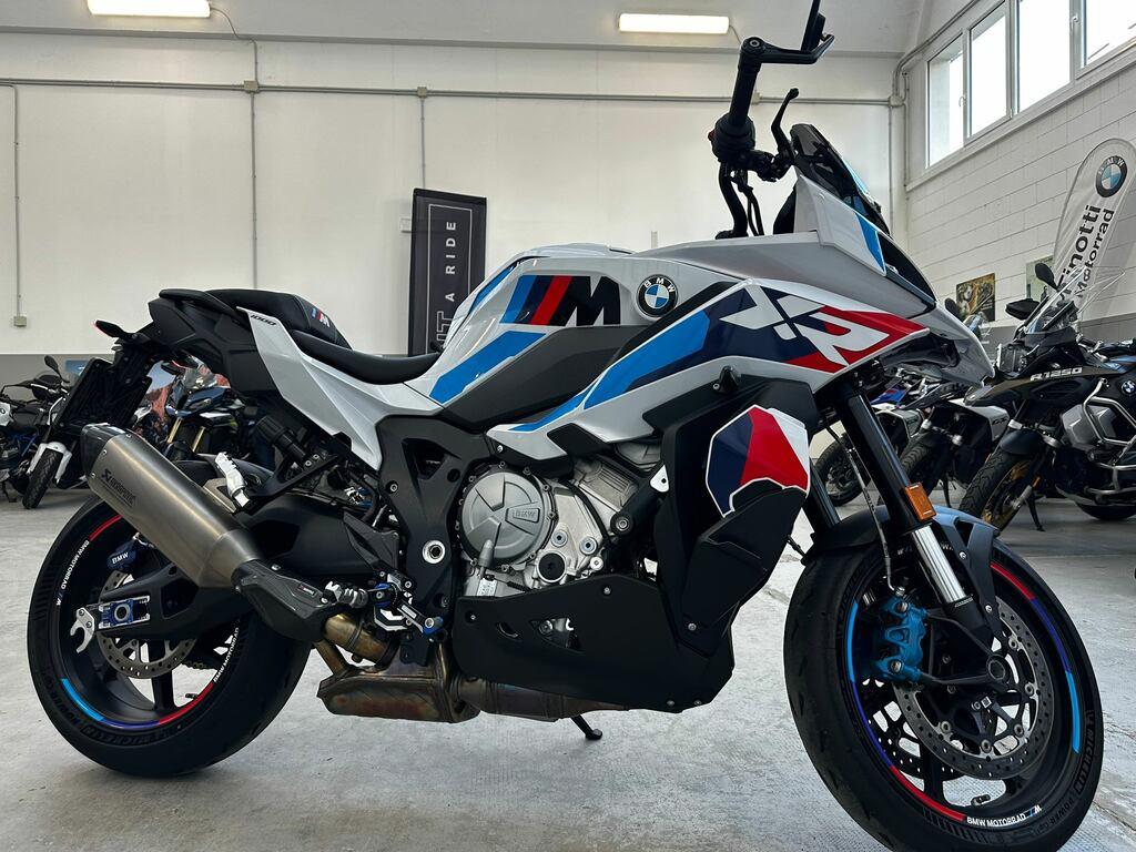 M 1000 XR