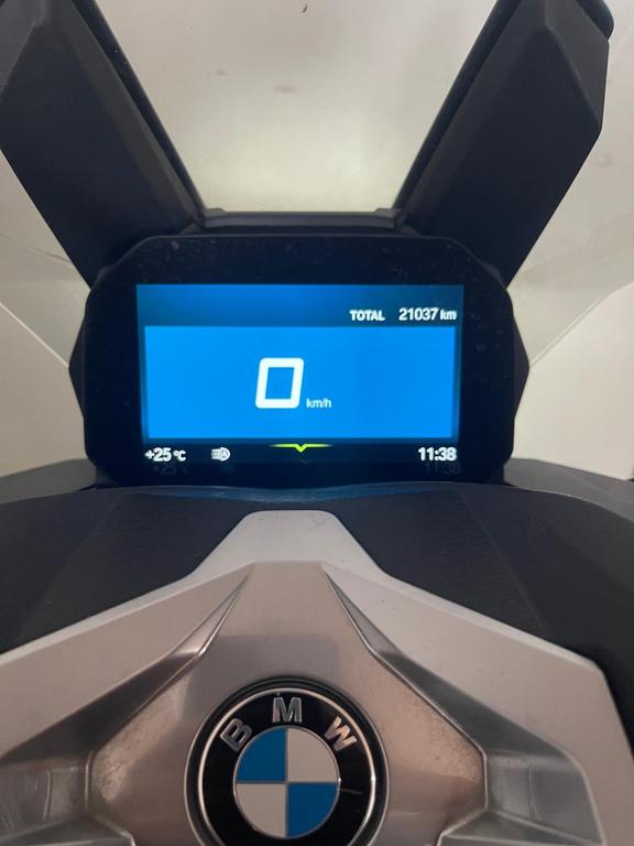 C 400 X