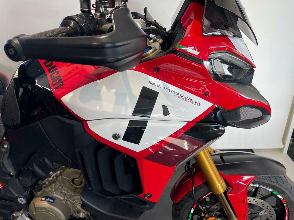 MULTISTRADA V4