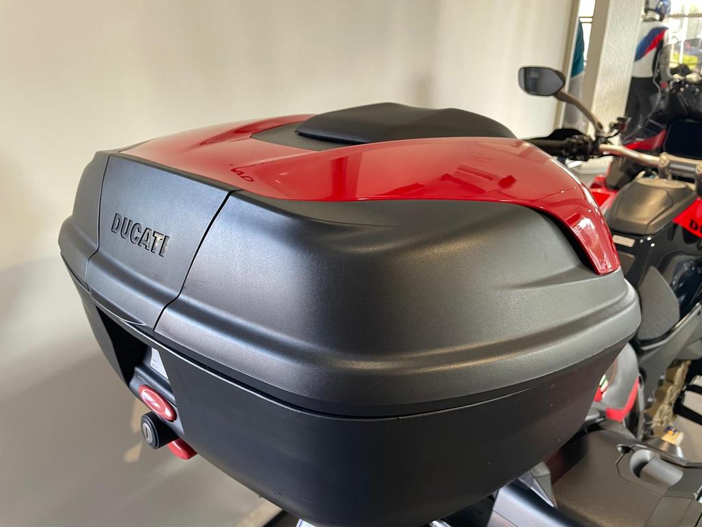 MULTISTRADA V4