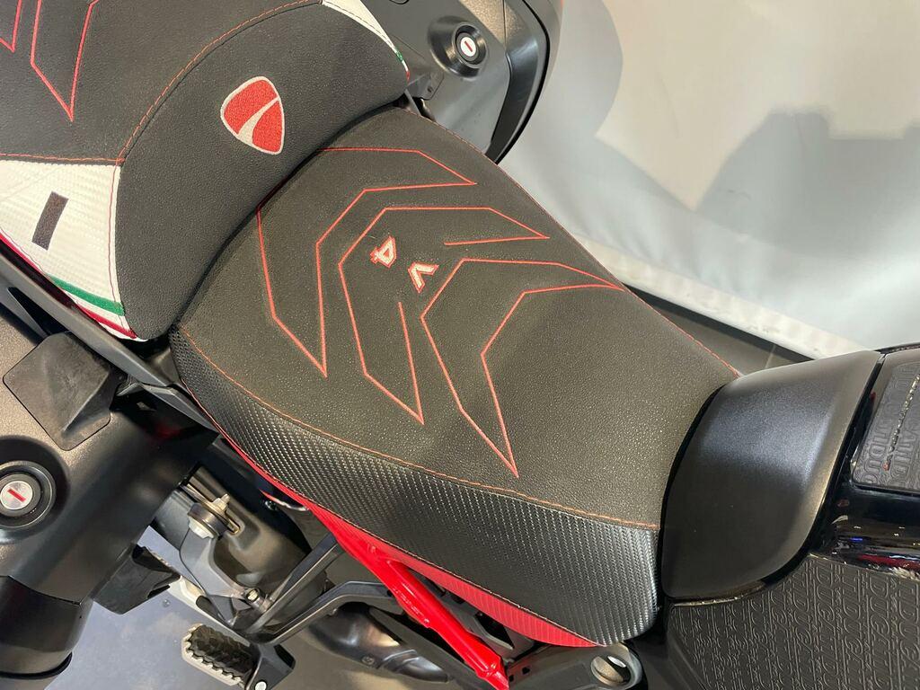 MULTISTRADA V4