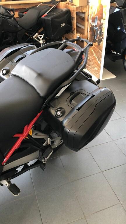 MULTISTRADA V4
