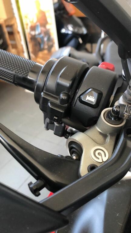 MULTISTRADA V4