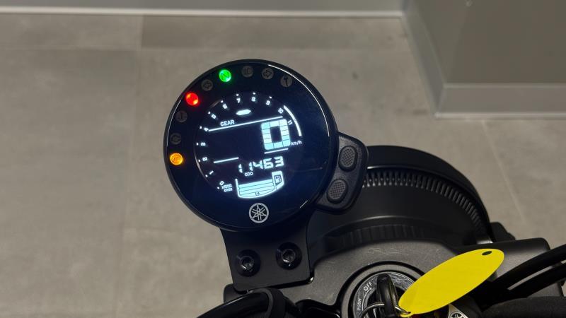 XSR 700