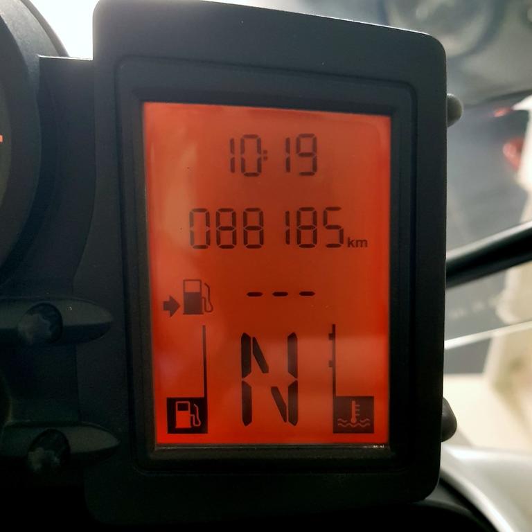 R 1200 R