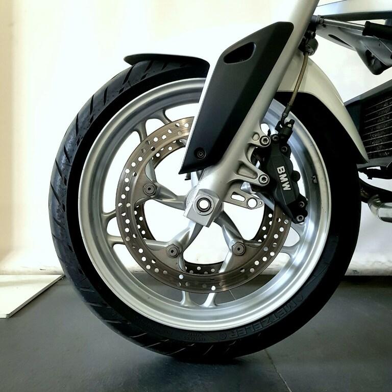 R 1200 R