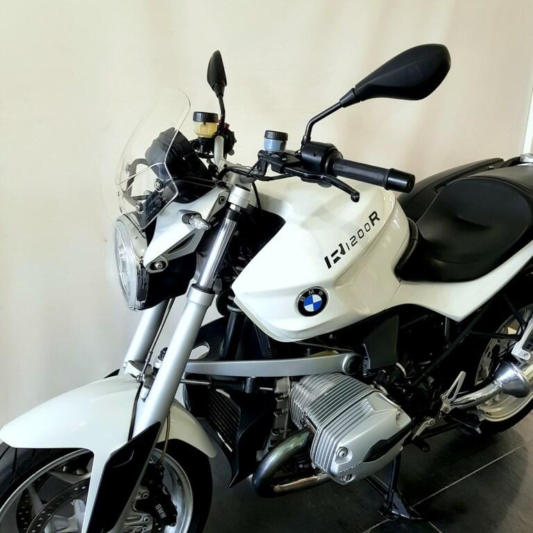 R 1200 R