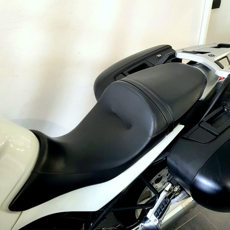 R 1200 R