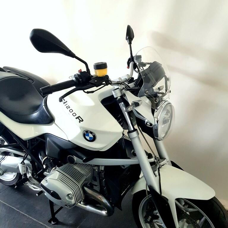 R 1200 R