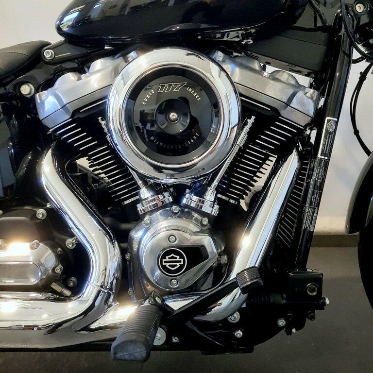 STREET BOB 117 1923