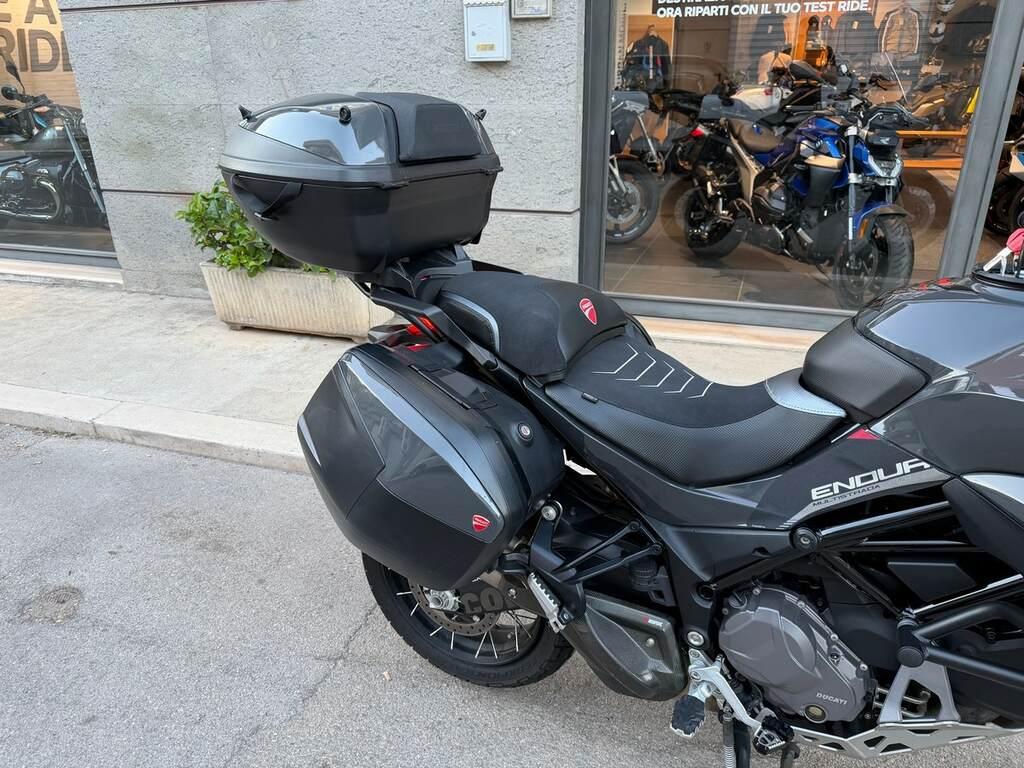 MULTISTRADA V2
