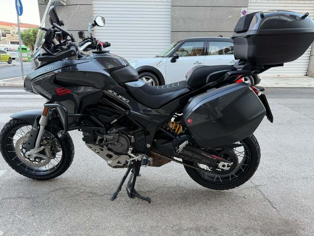 MULTISTRADA V2