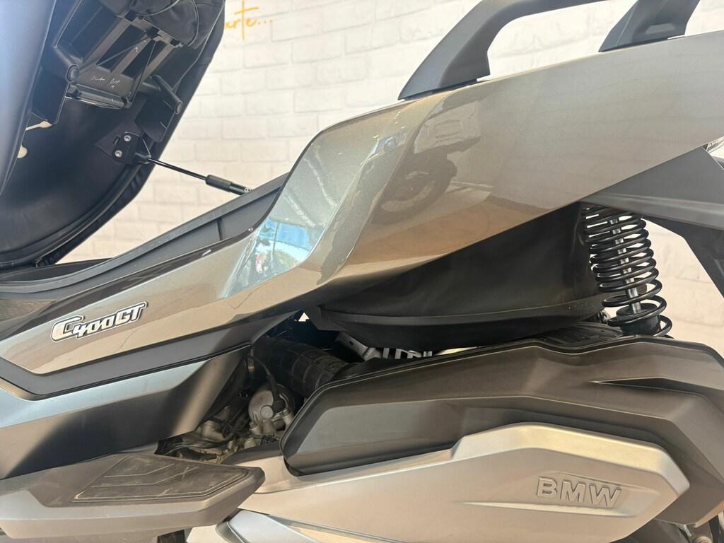 C 400 GT