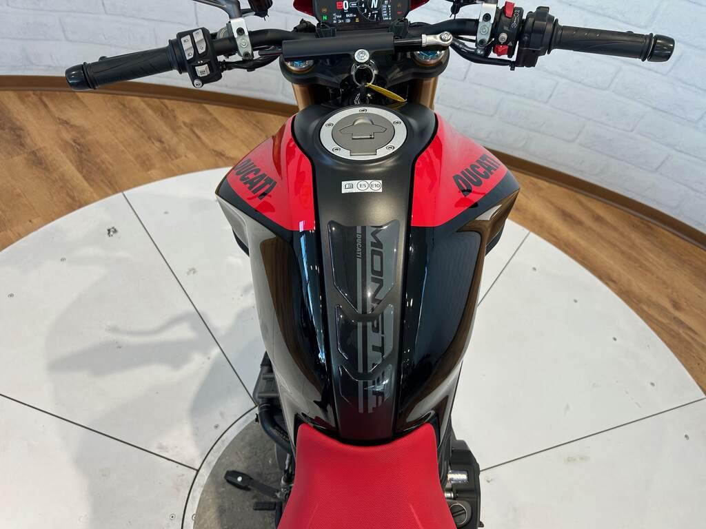 MONSTER 950
