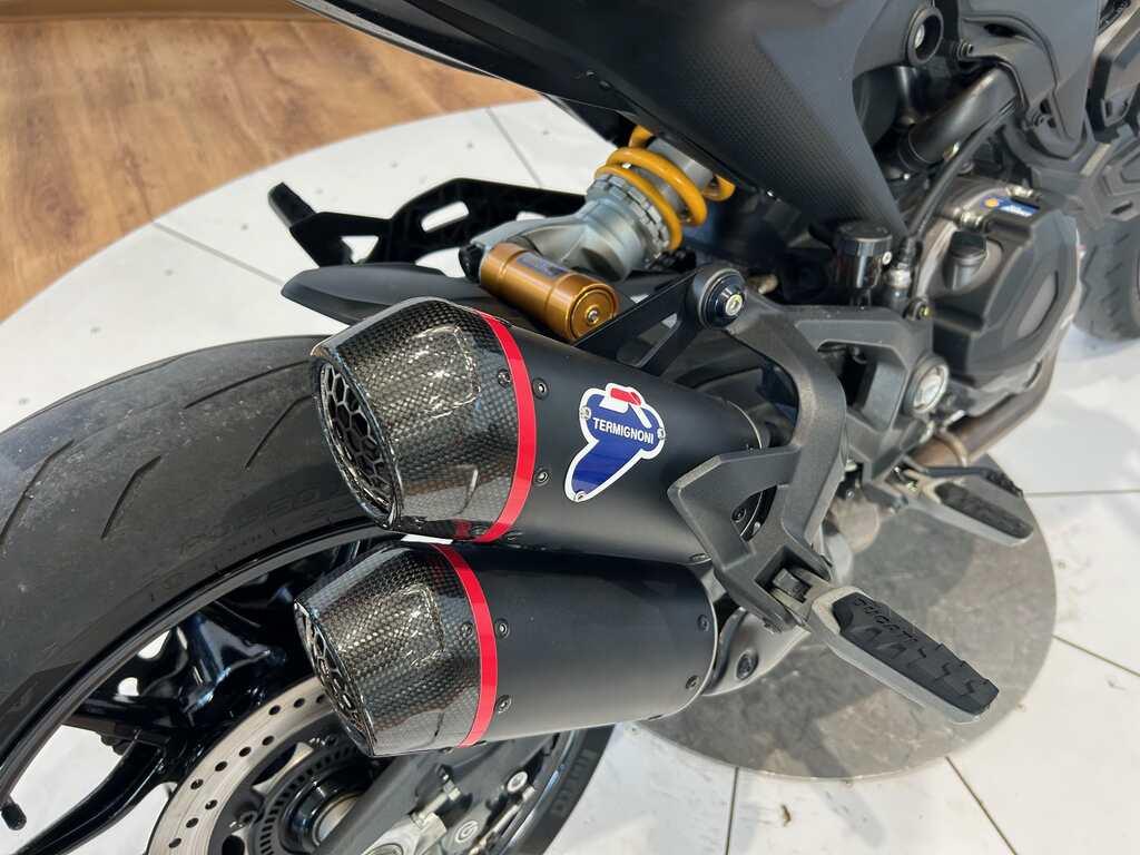 MONSTER 950