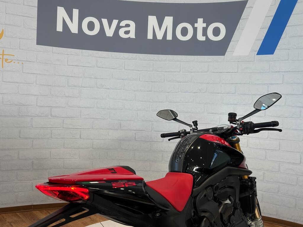 MONSTER 950